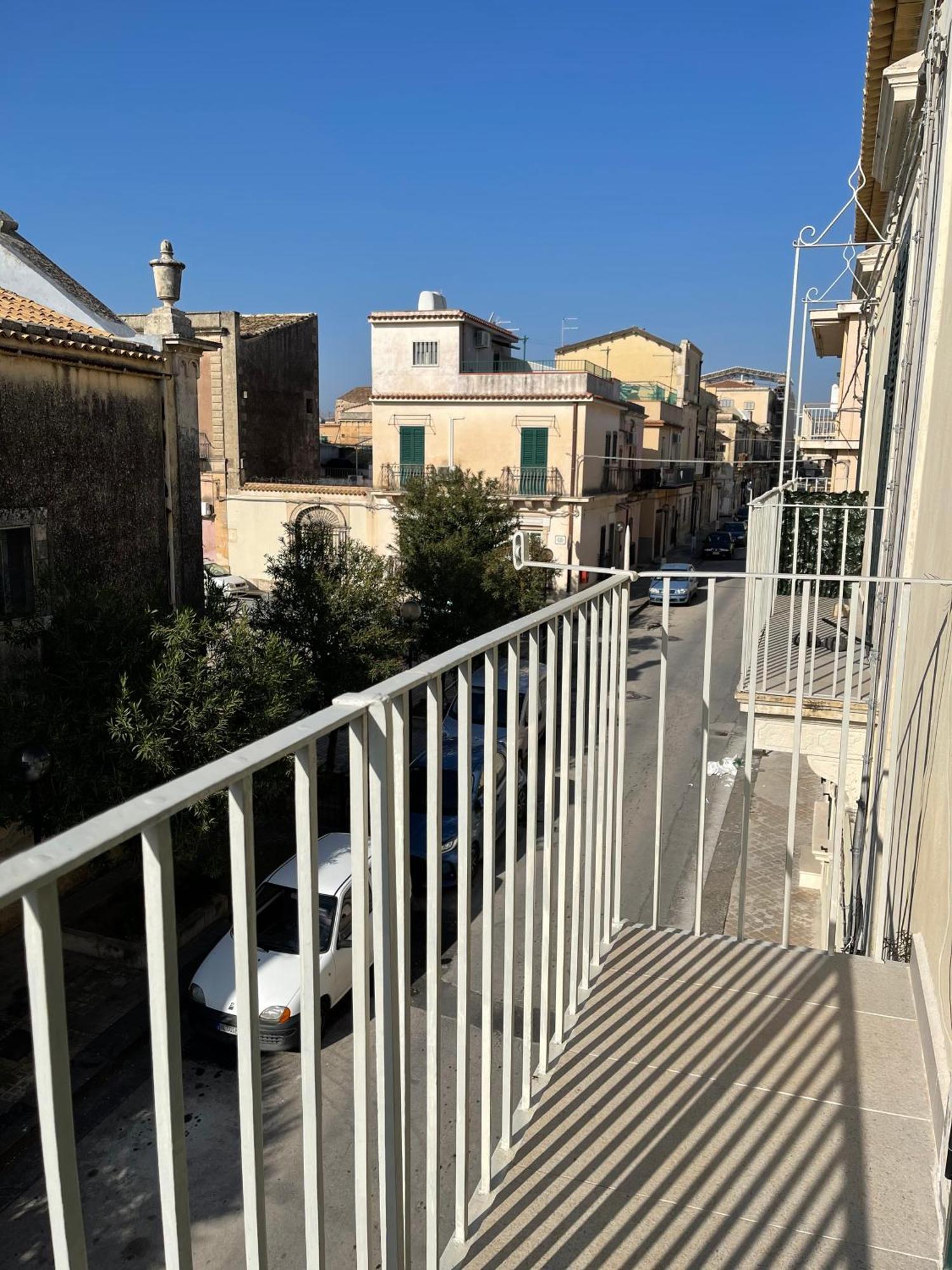 Hotel Casa Crispi Noto Zewnętrze zdjęcie